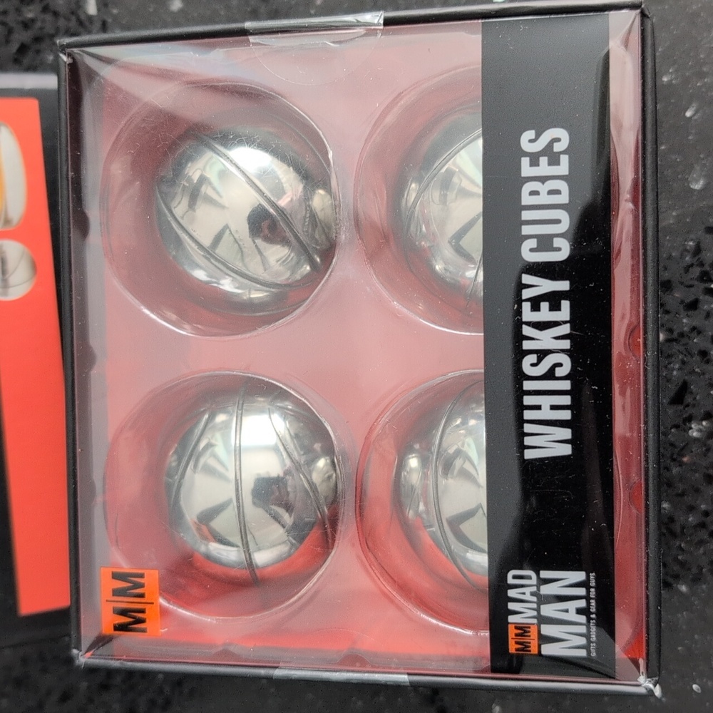 Mad Man Whiskey Cubes - Picture 3 of 4